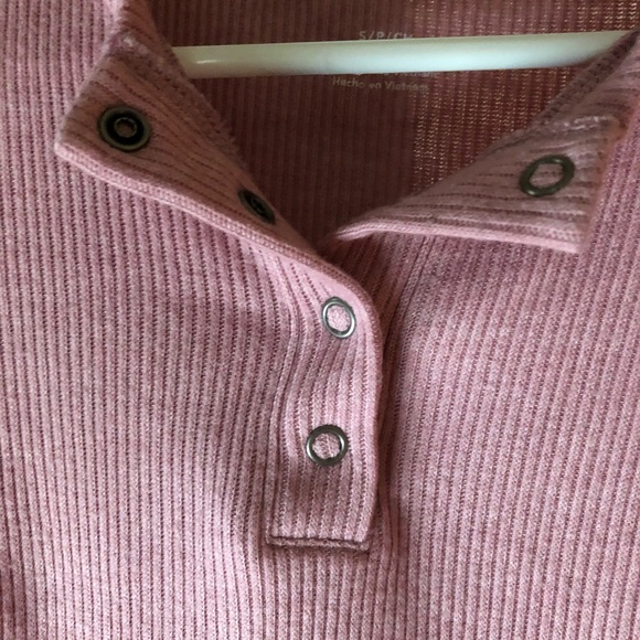 Pink lettuce edge cropped tee - Picture 4 of 4